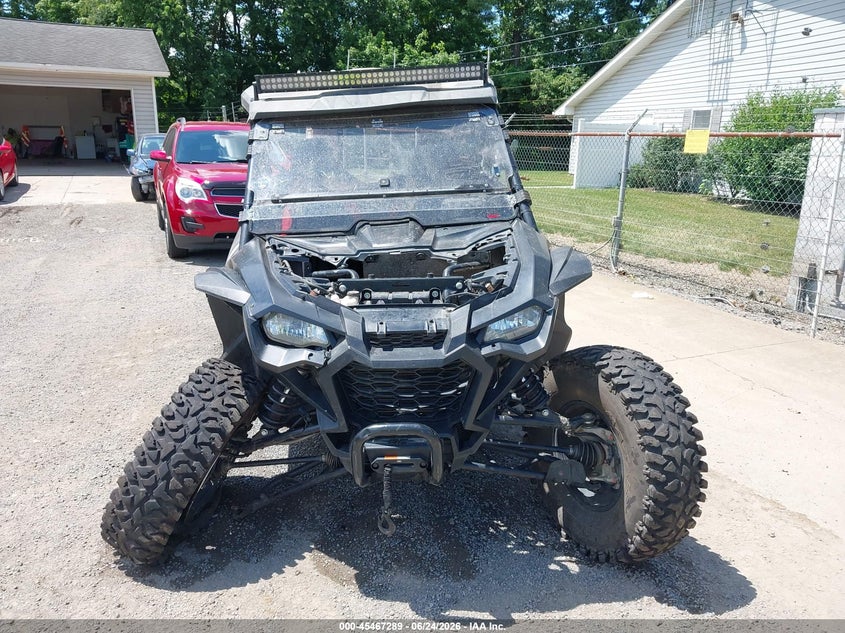 2024 Honda Sxs VIN 1HFVE0548R4500583 IAAI salvage auction — ROLLOVER, Salvage (Ohio), sold $3,650 on 2026-07-22 (photo 5)