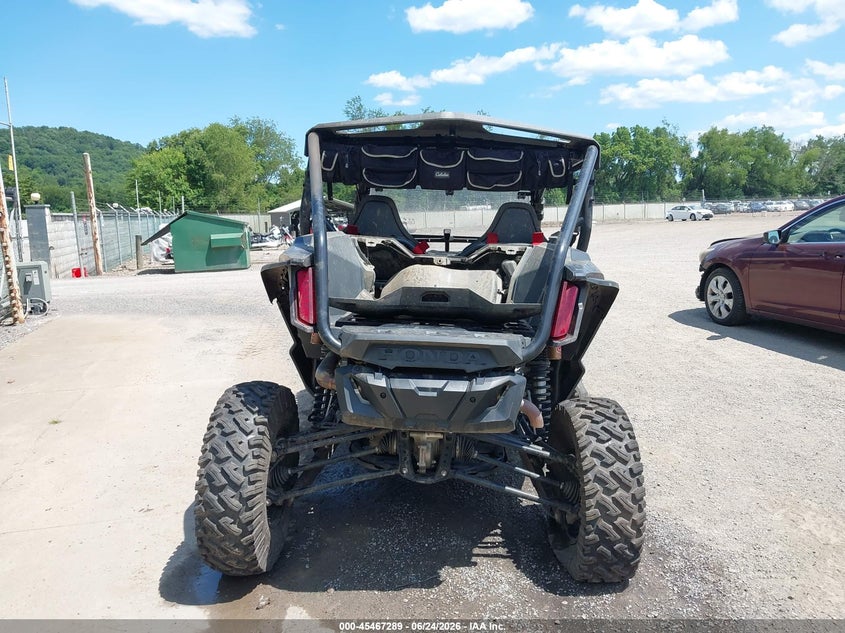 2024 Honda Sxs VIN 1HFVE0548R4500583 IAAI salvage auction — ROLLOVER, Salvage (Ohio), sold $3,650 on 2026-07-22 (photo 6)