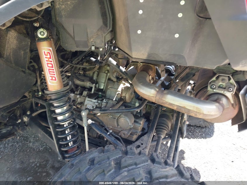 2024 Honda Sxs VIN 1HFVE0548R4500583 IAAI salvage auction — ROLLOVER, Salvage (Ohio), sold $3,650 on 2026-07-22 (photo 9)