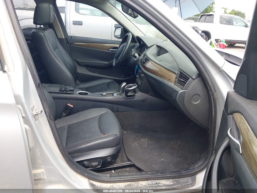 2014 BMW X1 VIN WBAVL1C53EVY15147 IAAI salvage auction — NORMAL WEAR, Clear (Louisiana), sold $250 on 2026-07-29 (photo 5)