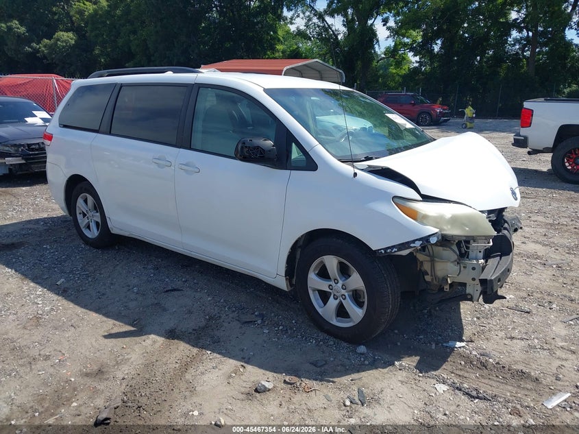 2011 Toyota Sienna VIN 5TDKK3DC5BS073180 IAAI salvage auction — FRONT END, Salvage (Georgia), sold $25 on 2026-07-31 (photo 1)