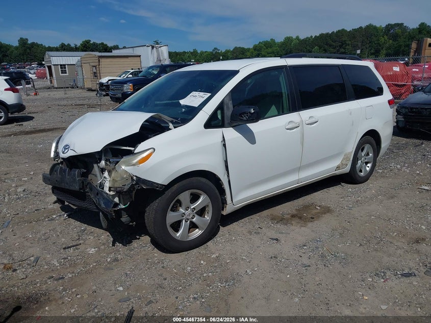 2011 Toyota Sienna VIN 5TDKK3DC5BS073180 IAAI salvage auction — FRONT END, Salvage (Georgia), sold $25 on 2026-07-31 (photo 2)