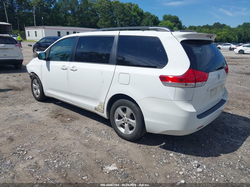 2011 Toyota Sienna VIN 5TDKK3DC5BS073180 IAAI salvage auction — FRONT END, Salvage (Georgia), sold $25 on 2026-07-31 (photo 3)