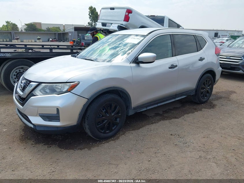 2017 Nissan Rogue VIN JN8AT2MT4HW136754 IAAI salvage auction — NORMAL WEAR, Clear - Dealer Only (California), sold $1,400 on 2026-07-29 (photo 2)