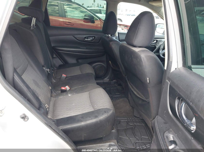 2017 Nissan Rogue VIN JN8AT2MT4HW136754 IAAI salvage auction — NORMAL WEAR, Clear - Dealer Only (California), sold $1,400 on 2026-07-29 (photo 8)