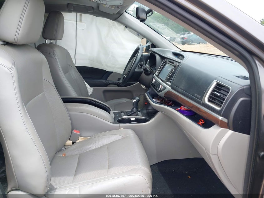 2016 Toyota Highlander VIN 5TDDKRFHXGS248213 IAAI salvage auction — LEFT SIDE, Salvage Title, sold $6,200 on 2026-07-30 (photo 5)