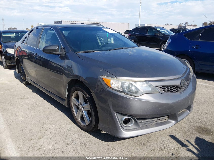 2014 Toyota Camry VIN 4T1BF1FK4EU751670 IAAI salvage auction — NORMAL WEAR, Clear - Dealer Only (California), sold $1,675 on 2026-07-09 (photo 1)