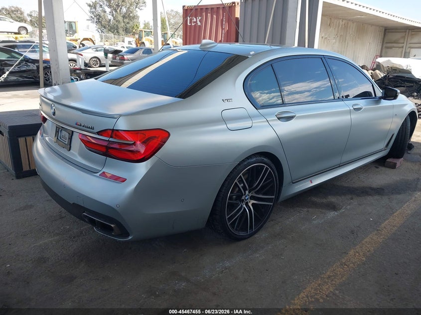 2018 BMW VIN WBA7H6C52JG614930 IAAI salvage auction — RIGHT FRONT, Salvage Title, sold $19,800 on 2026-08-12 (photo 4)