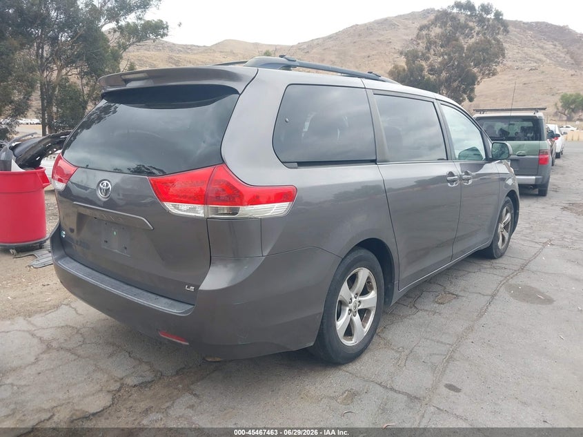 2012 Toyota Sienna VIN 5TDKK3DC6CS232287 IAAI salvage auction — NORMAL WEAR, Salvage Title - Dealer (California), sold $1,000 on 2026-07-14 (photo 4)