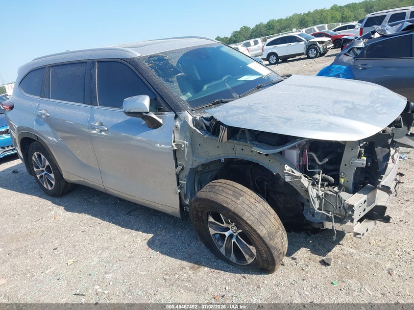 2023 Toyota Highlander VIN 5TDKDRAH4PS524717 — IAAI salvage auction photo