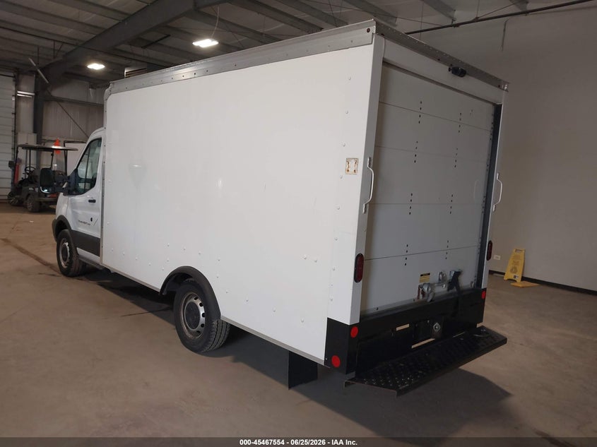 2018 Ford Transit-250 VIN 1FDYR5PM5JKB23051 IAAI salvage auction — NORMAL WEAR, SF97 (Illinois), sold $21,700 on 2026-08-11 (photo 3)
