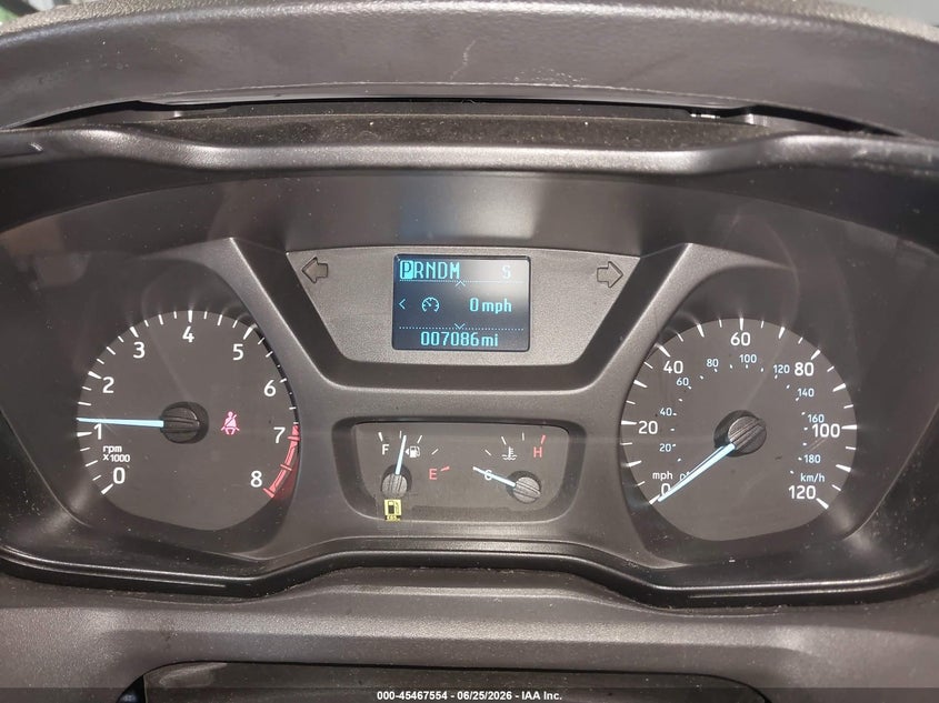 2018 Ford Transit-250 VIN 1FDYR5PM5JKB23051 IAAI salvage auction — NORMAL WEAR, SF97 (Illinois), sold $21,700 on 2026-08-11 (photo 7)