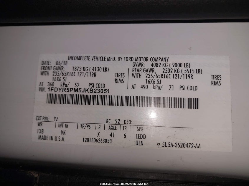 2018 Ford Transit-250 VIN 1FDYR5PM5JKB23051 IAAI salvage auction — NORMAL WEAR, SF97 (Illinois), sold $21,700 on 2026-08-11 (photo 9)