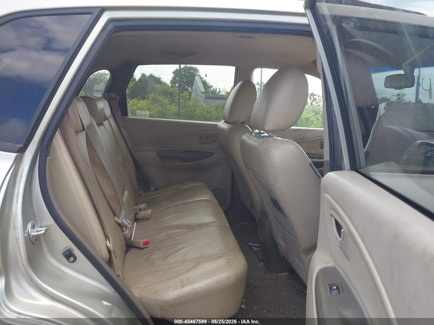 2008 Hyundai Tucson VIN KM8JN12B38U870321 IAAI salvage auction — RIGHT FRONT, Junk Bill Of Sale Mv2459 (Wisconsin), sold $325 on 2026-07-14 (photo 8)