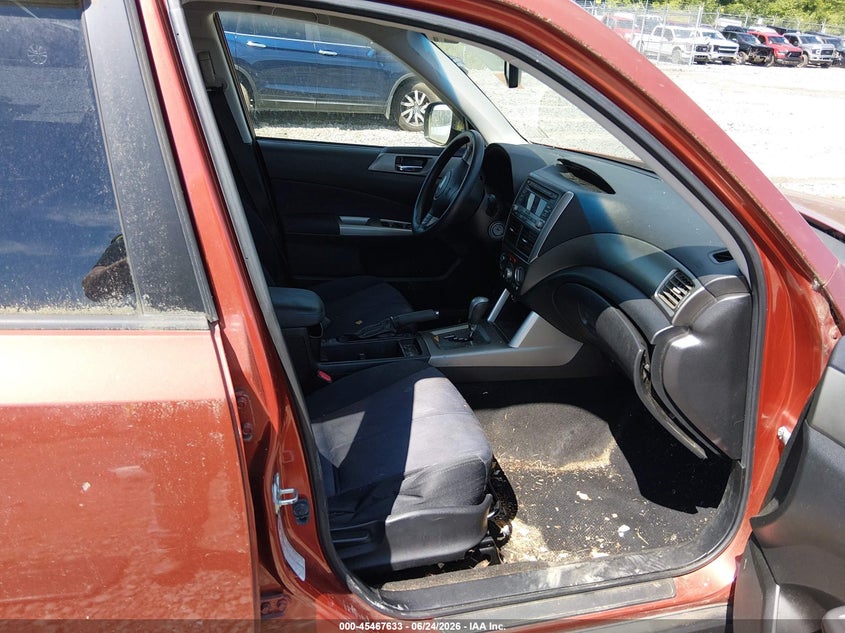 2010 Subaru Forester VIN JF2SH6CC9AH799212 IAAI salvage auction — NORMAL WEAR, Original (West Virginia), sold $300 on 2026-07-29 (photo 5)