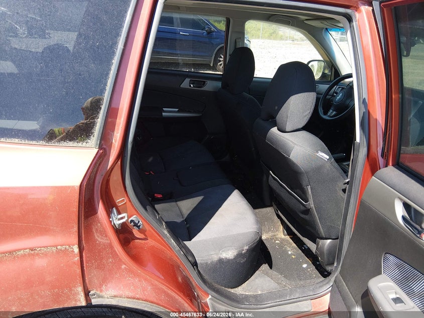 2010 Subaru Forester VIN JF2SH6CC9AH799212 IAAI salvage auction — NORMAL WEAR, Original (West Virginia), sold $300 on 2026-07-29 (photo 8)