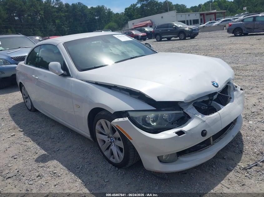 2012 BMW 3er VIN WBADW3C51CE822853 IAAI salvage auction — FRONT END, Salvage Title, sold $1,150 on 2026-08-11 (photo 1)