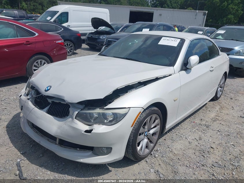 2012 BMW 3er VIN WBADW3C51CE822853 IAAI salvage auction — FRONT END, Salvage Title, sold $1,150 on 2026-08-11 (photo 2)