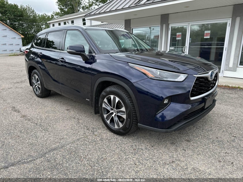 2022 Toyota Highlander VIN 5TDGBRCH2NS556944 IAAI salvage auction — NORMAL WEAR, Original (New Hampshire), sold $20,000 on 2026-07-22 (photo 1)
