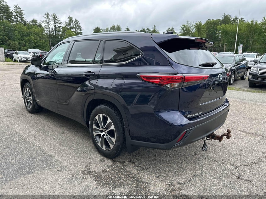 2022 Toyota Highlander VIN 5TDGBRCH2NS556944 IAAI salvage auction — NORMAL WEAR, Original (New Hampshire), sold $20,000 on 2026-07-22 (photo 3)
