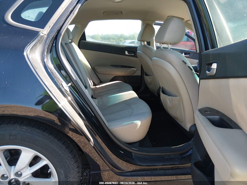 2016 Kia Optima VIN 5XXGT4L32GG102671 IAAI salvage auction — REAR END, Rebuildable (Florida), sold $925 on 2026-07-07 (photo 8)