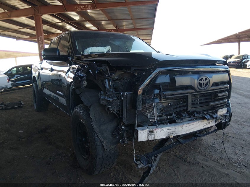 2024 Toyota Tundra VIN 5TFLA5DB5RX210875 IAAI salvage auction — RIGHT FRONT, Salvage (Arizona), sold $13,600 on 2026-08-20 (photo 1)