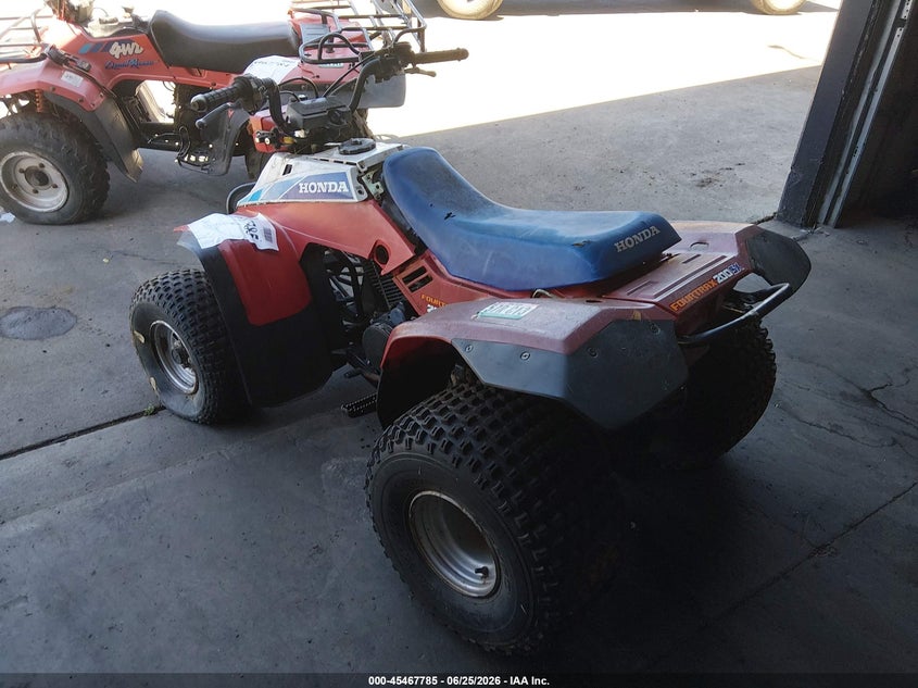 1986 Honda Trx200 VIN JH3TE0302GK063337 IAAI salvage auction — NORMAL WEAR, Clear - Dealer Only (California), sold $50 on 2026-07-08 (photo 3)