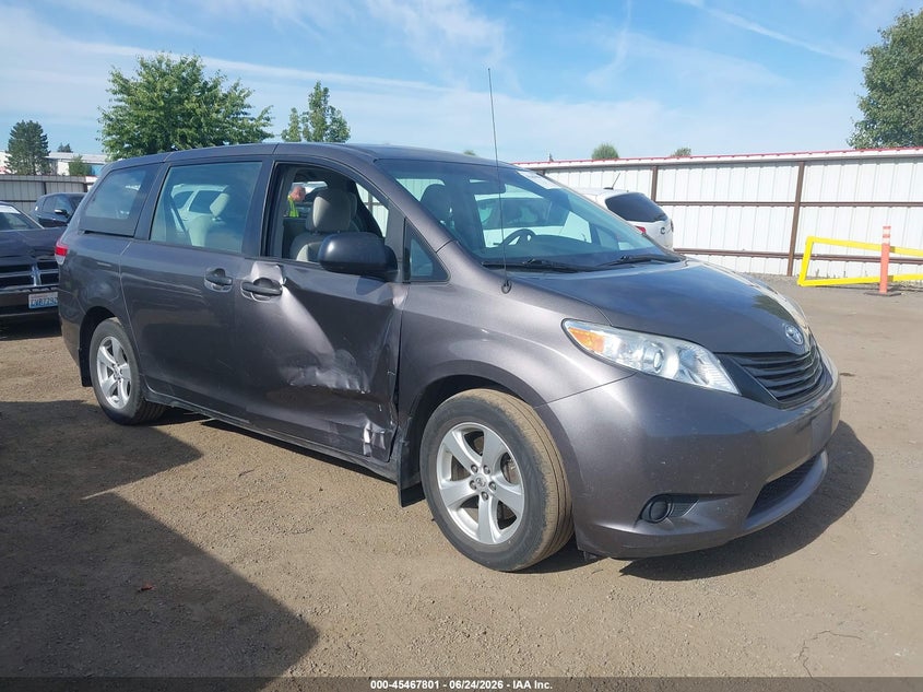 2012 Toyota Sienna VIN 5TDZK3DC2CS246301 IAAI salvage auction — SIDE, Bill Of Sale (Washington), sold $1,400 on 2026-07-21 (photo 1)