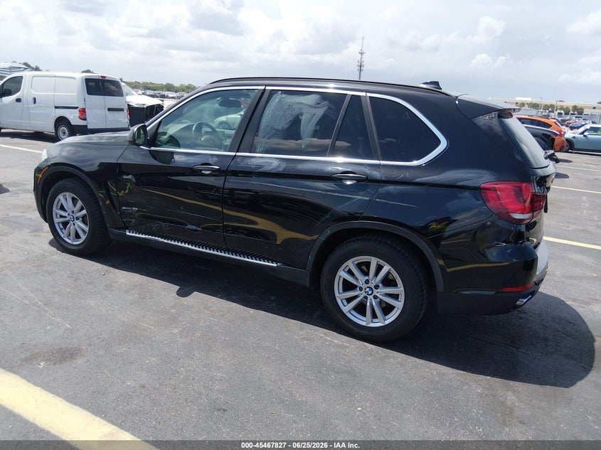2014 BMW X5 VIN 5UXKR2C59E0H32671 IAAI salvage auction — SIDE, Salvage Title, sold $5,000 on 2026-07-23 (photo 3)