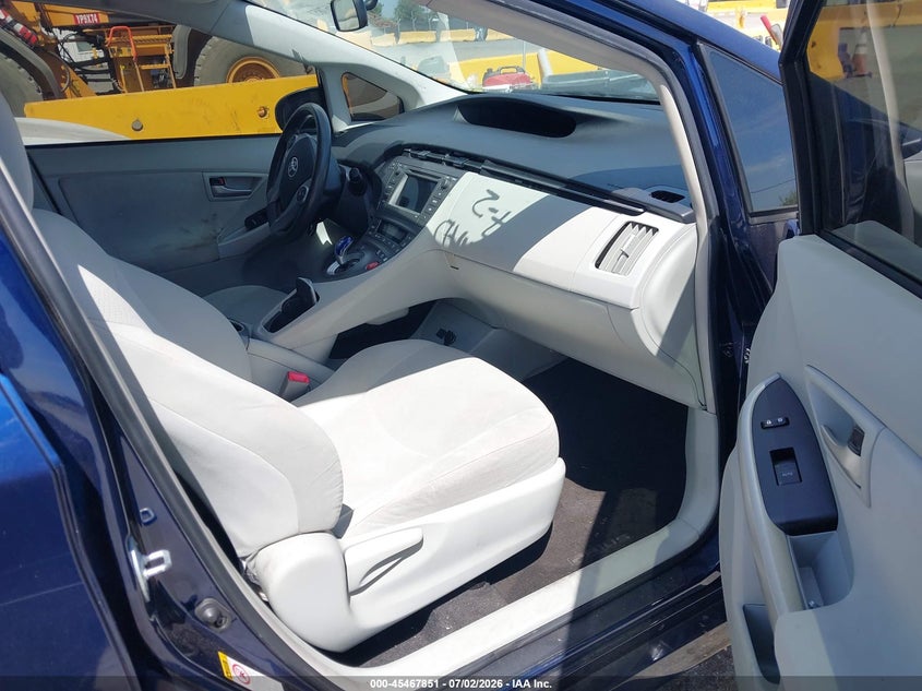 2012 Toyota Prius VIN JTDKN3DU1C1614434 IAAI salvage auction — THEFT, Salvage (California), sold $1,650 on 2026-07-09 (photo 5)