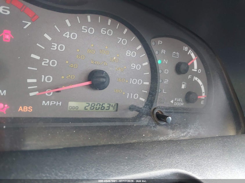2003 Toyota Sequoia VIN 5TDZT38A13S178420 IAAI salvage auction — LEFT FRONT, Clear (Texas), sold $25 on 2026-07-30 (photo 7)