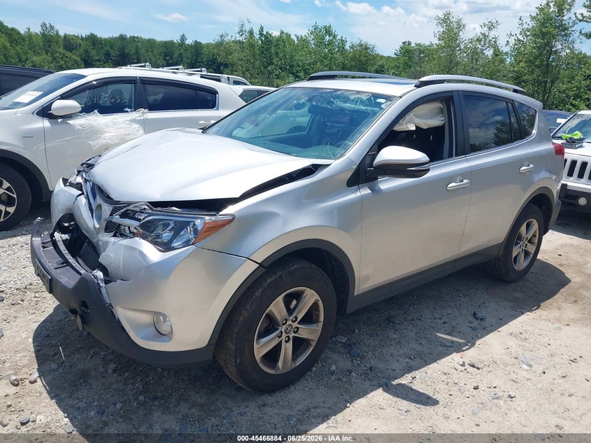 2015 Toyota Rav 4 VIN JTMRFREV2FJ035110 IAAI salvage auction — FRONT END, Clear (Massachusetts), sold $4,950 on 2026-07-07 (photo 2)