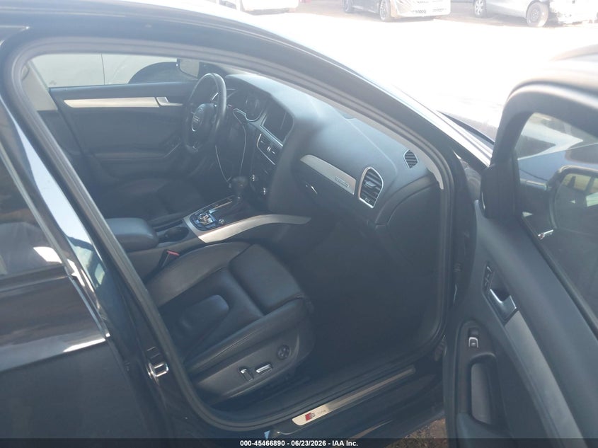2014 Audi A4 VIN WAUFFAFL6EN028005 IAAI salvage auction — RIGHT FRONT, Salvage Title, sold $1,300 on 2026-08-24 (photo 5)