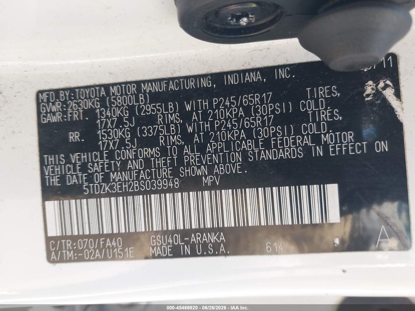 2011 Toyota Highlander VIN 5TDZK3EH2BS039948 IAAI salvage auction — RIGHT SIDE, Salvage (California), sold $2,050 on 2026-07-15 (photo 9)