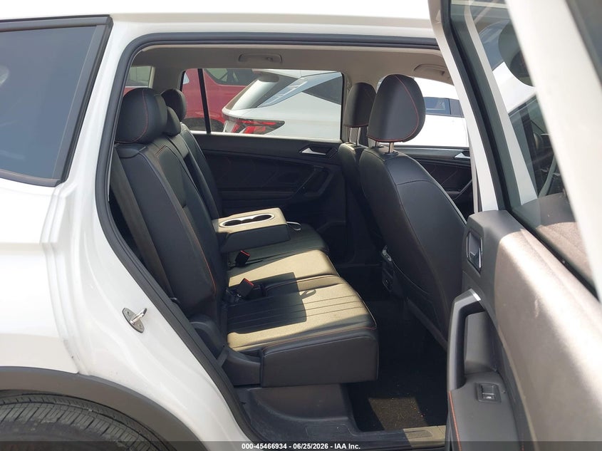 2024 Volkswagen Tiguan VIN 3VV6B7AX2RM224360 IAAI salvage auction — LEFT FRONT, Enterprise Vehicles Clear Only (Texas), sold $10,100 on 2026-07-30 (photo 8)