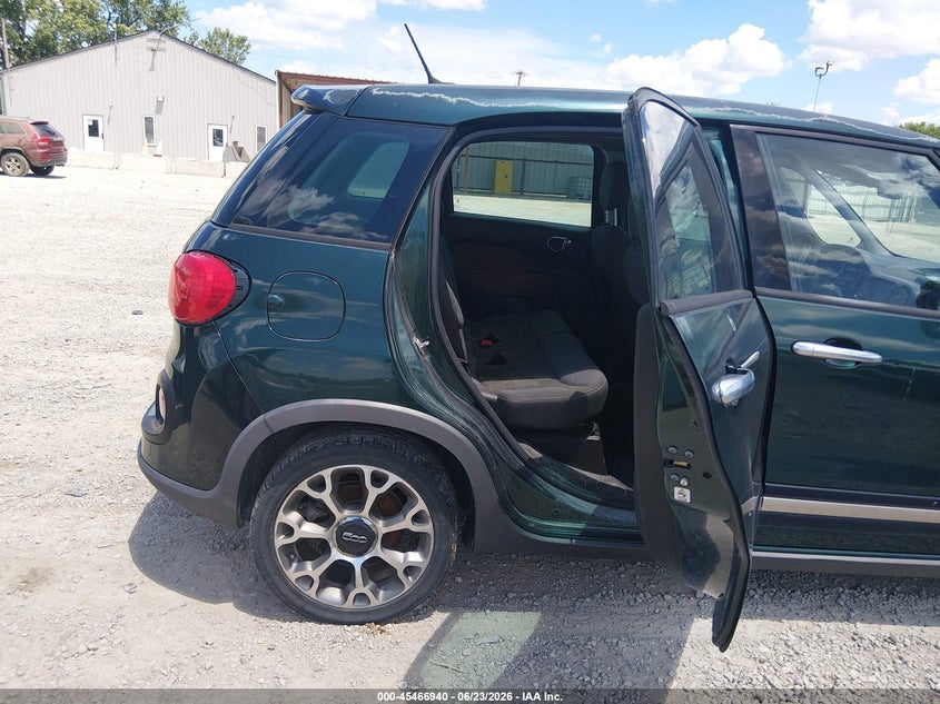 2014 Fiat 500l VIN ZFBCFADHXEZ020165 IAAI salvage auction — NORMAL WEAR, Salvage Title, sold $275 on 2026-07-29 (photo 8)