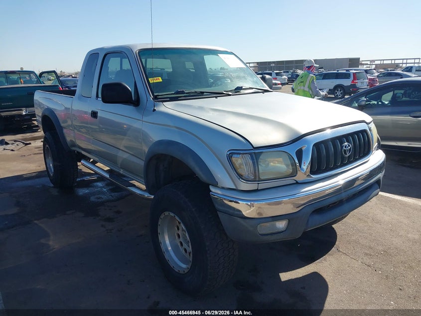 2001 Toyota Tacoma VIN 5TEWN72N61Z824499 IAAI salvage auction — LEFT REAR, Salvage (Arizona), sold $4,050 on 2026-07-14 (photo 1)