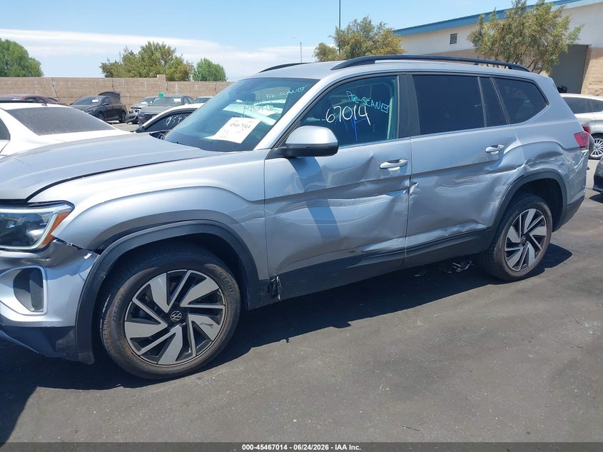 2024 Volkswagen Atlas VIN 1V2WR2CA3RC557866 IAAI salvage auction — SIDE, Salvage Title, sold $8,050 on 2026-07-31 (photo 6)