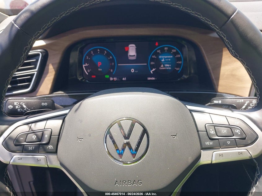2024 Volkswagen Atlas VIN 1V2WR2CA3RC557866 IAAI salvage auction — SIDE, Salvage Title, sold $8,050 on 2026-07-31 (photo 7)