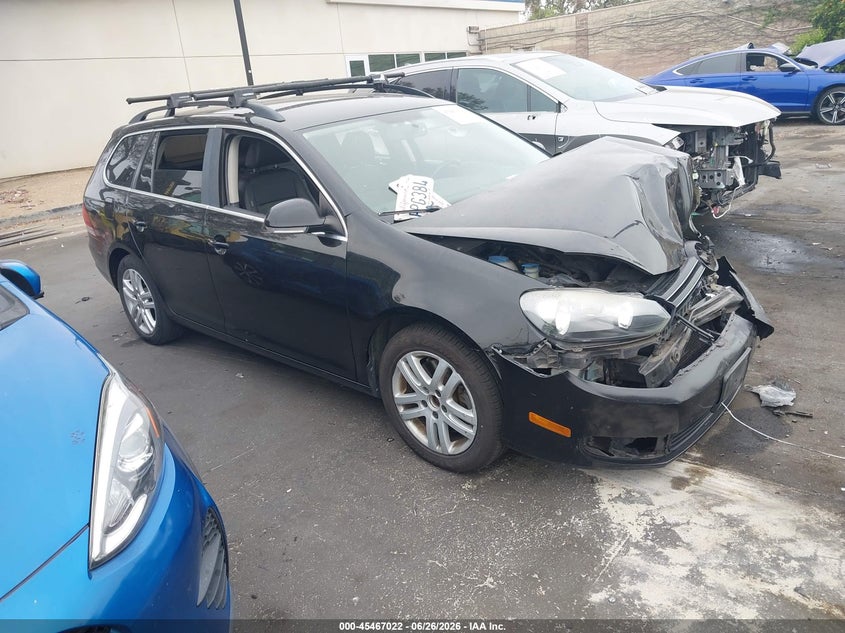 2014 Volkswagen Jetta VIN 3VWPL7AJ6EM606457 IAAI salvage auction — LEFT FRONT, Salvage Certificate (California), sold $400 on 2026-07-31 (photo 1)