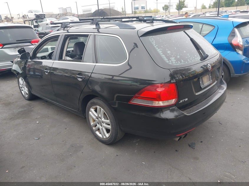 2014 Volkswagen Jetta VIN 3VWPL7AJ6EM606457 IAAI salvage auction — LEFT FRONT, Salvage Certificate (California), sold $400 on 2026-07-31 (photo 3)
