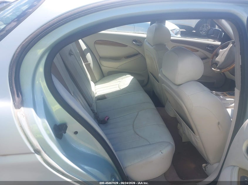 2000 Jaguar S type VIN SAJDA01C7YFL48279 IAAI salvage auction — ELECTRICAL, Clear (Massachusetts), sold $400 on 2026-07-10 (photo 8)