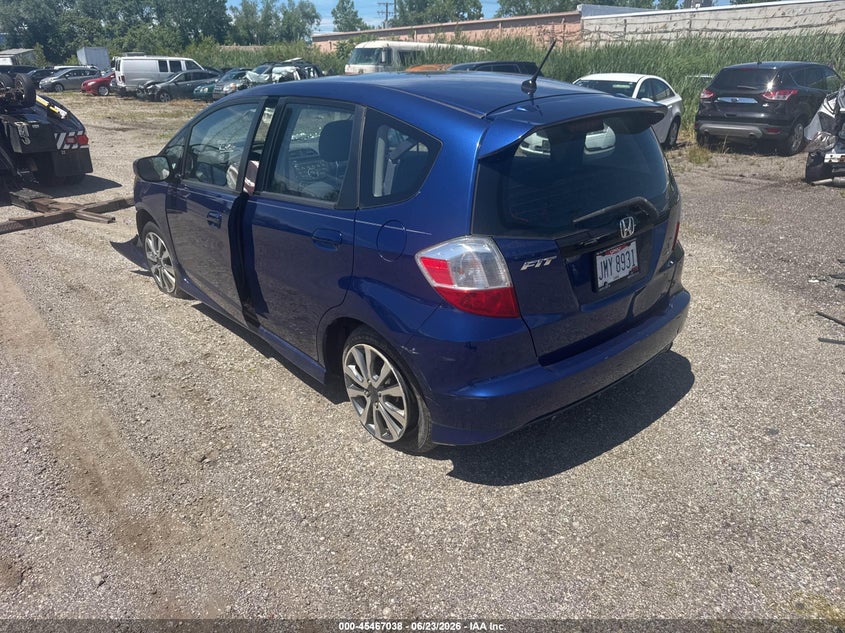 2013 Honda Fit VIN JHMGE8H50DC016989 IAAI salvage auction — FRONT END, Salvage (Ohio), sold $500 on 2026-07-14 (photo 3)