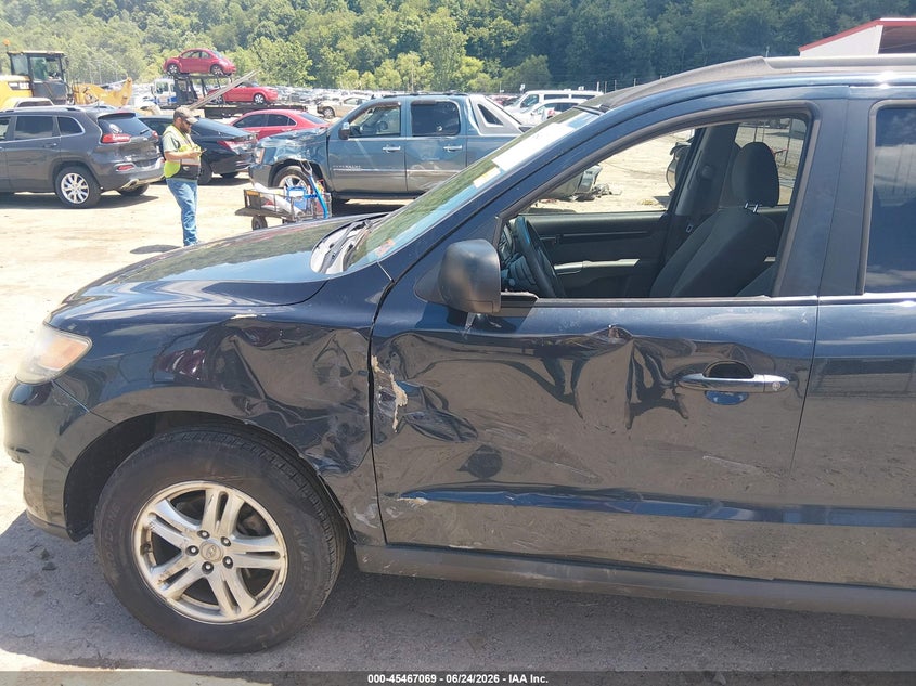 2012 Hyundai Santa fe VIN 5XYZGDAB6CG103934 IAAI salvage auction — SIDE, Salvage (West Virginia), sold $850 on 2026-08-01 (photo 6)