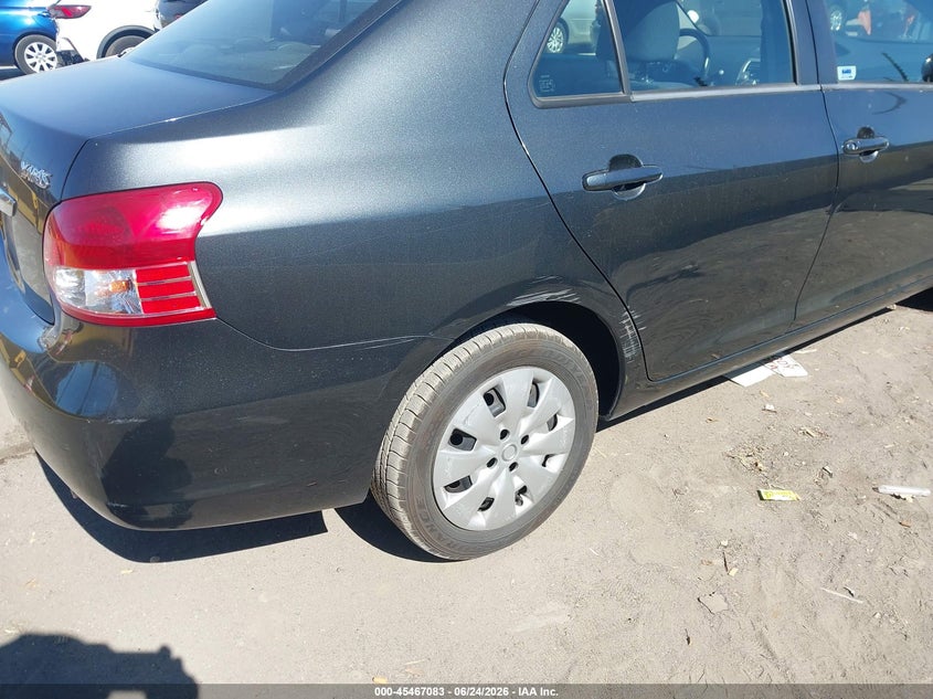 2008 Toyota Yaris VIN JTDBT923581293010 IAAI salvage auction — REAR END, Salvage (California), sold $1,950 on 2026-07-13 (photo 6)
