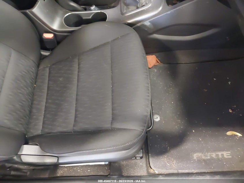 2016 Kia Forte VIN KNAFK4A60G5441300 IAAI salvage auction — REAR END, Salvage (Colorado), sold $1,050 on 2026-08-22 (photo 5)