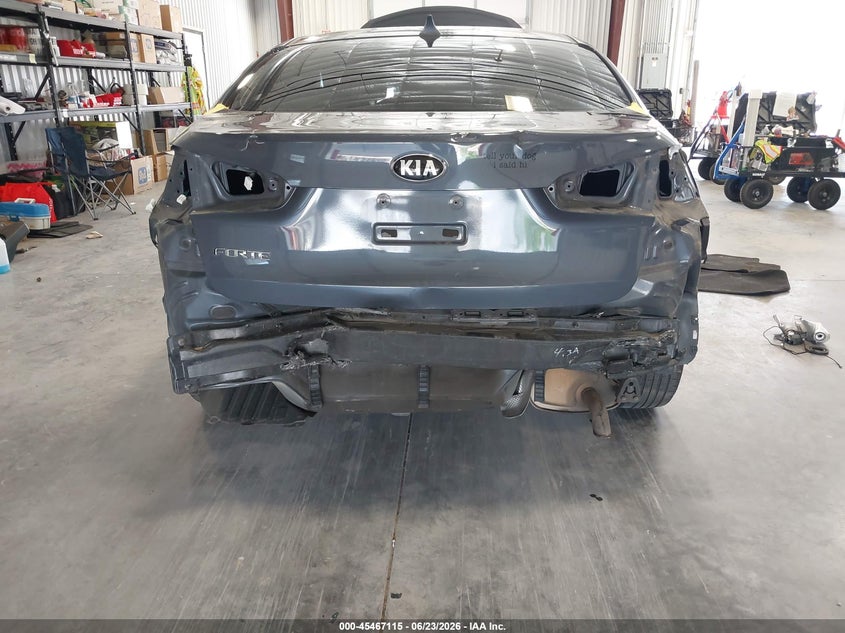 2016 Kia Forte VIN KNAFK4A60G5441300 IAAI salvage auction — REAR END, Salvage (Colorado), sold $1,050 on 2026-08-22 (photo 6)