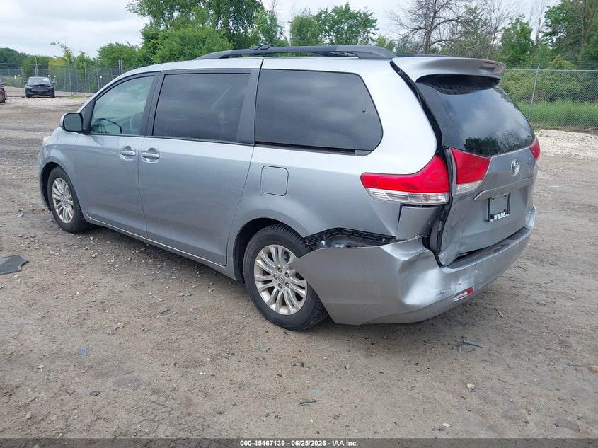 2012 Toyota Sienna VIN 5TDYK3DC6CS268295 IAAI salvage auction — REAR END, Clear (Wisconsin), sold $5,900 on 2026-07-16 (photo 3)