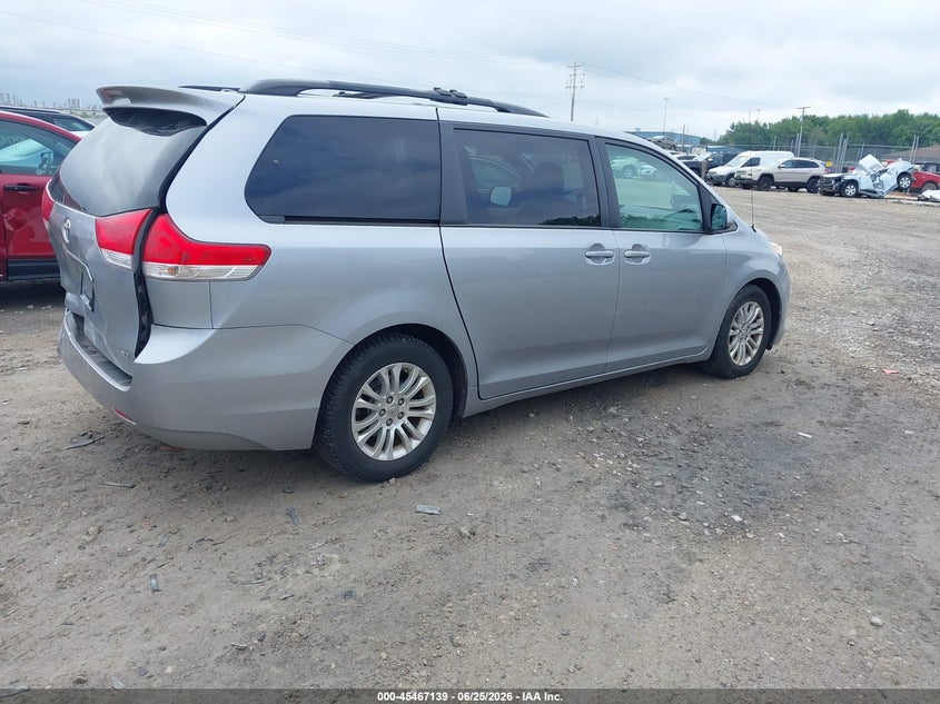2012 Toyota Sienna VIN 5TDYK3DC6CS268295 IAAI salvage auction — REAR END, Clear (Wisconsin), sold $5,900 on 2026-07-16 (photo 4)