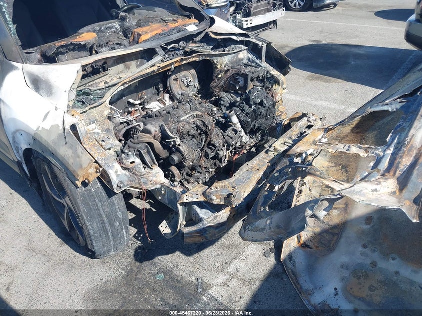 2016 Hyundai Tucson VIN KM8J3CA24GU080639 IAAI salvage auction — Burn Engine, Non-Repairable (California), sold $225 on 2026-07-16 (photo 6)